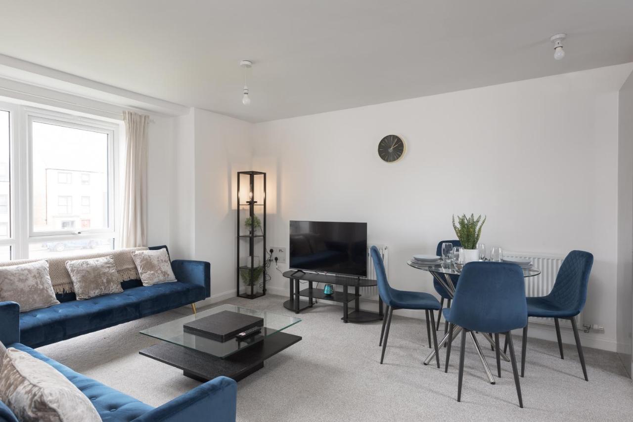Two Bedroom Apartment - Milton Keynes By Aryas Properties Broughton  Exterior photo