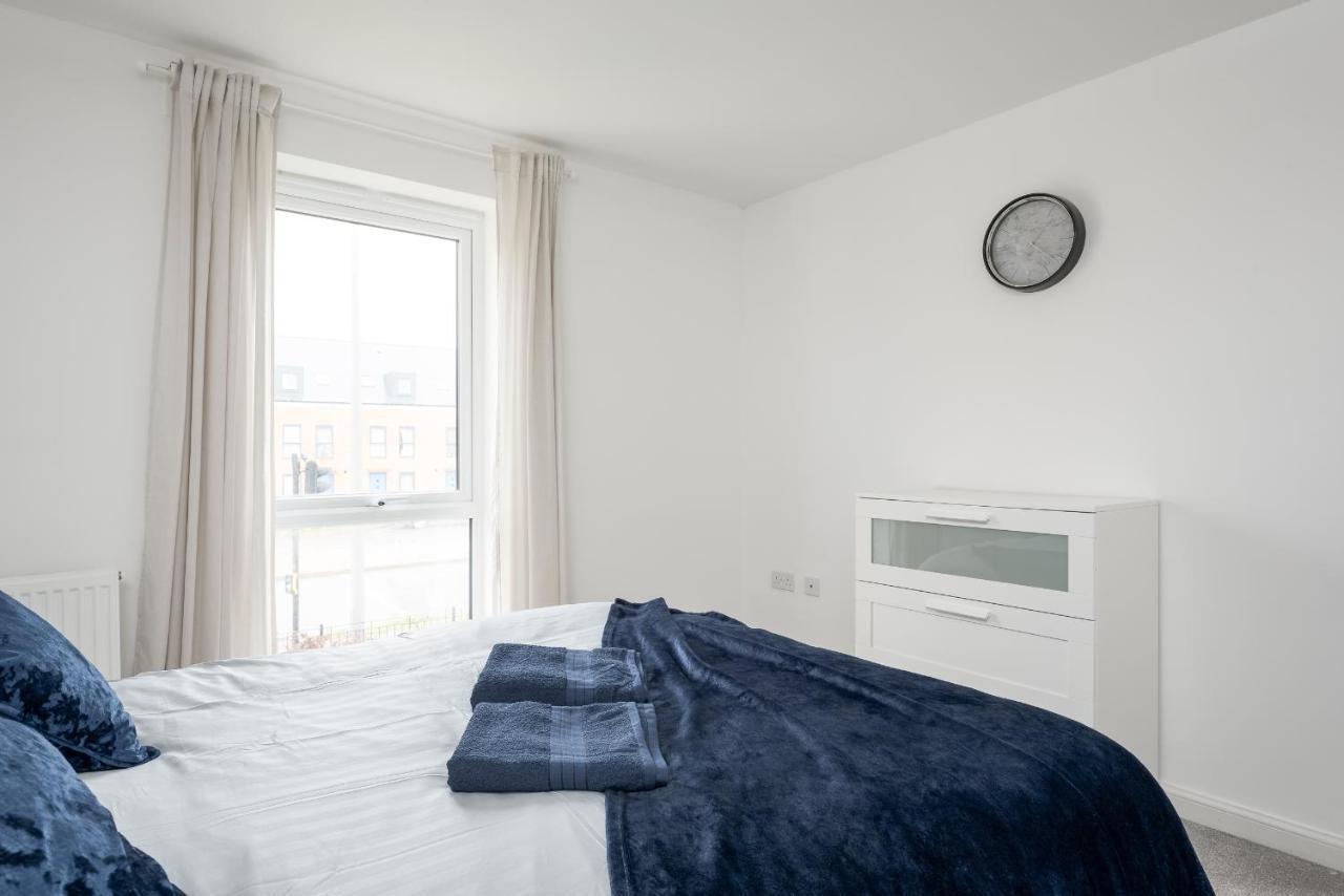 Two Bedroom Apartment - Milton Keynes By Aryas Properties Broughton  Exterior photo